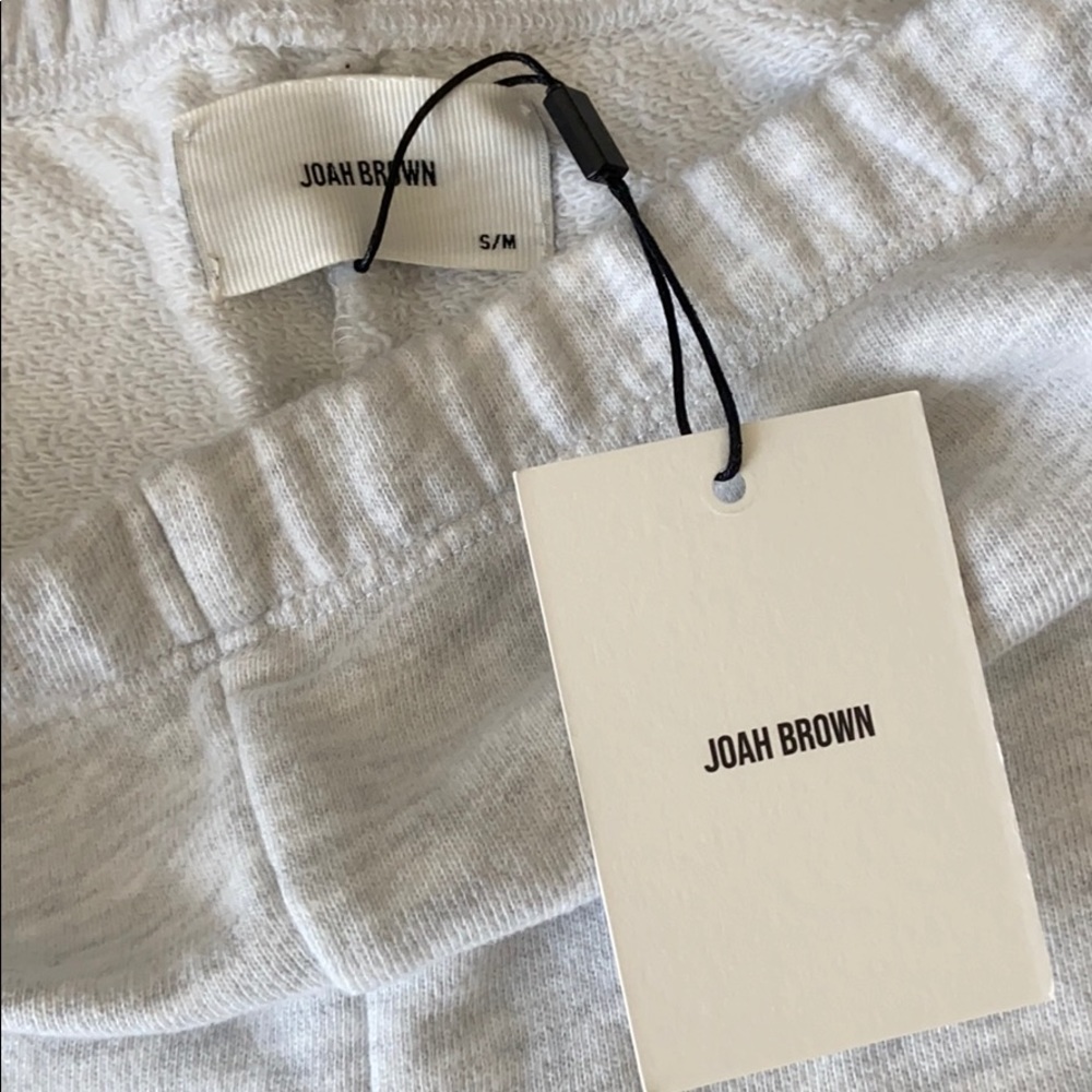 Joah brown fitted sweat shorts - Picture 2 of 3